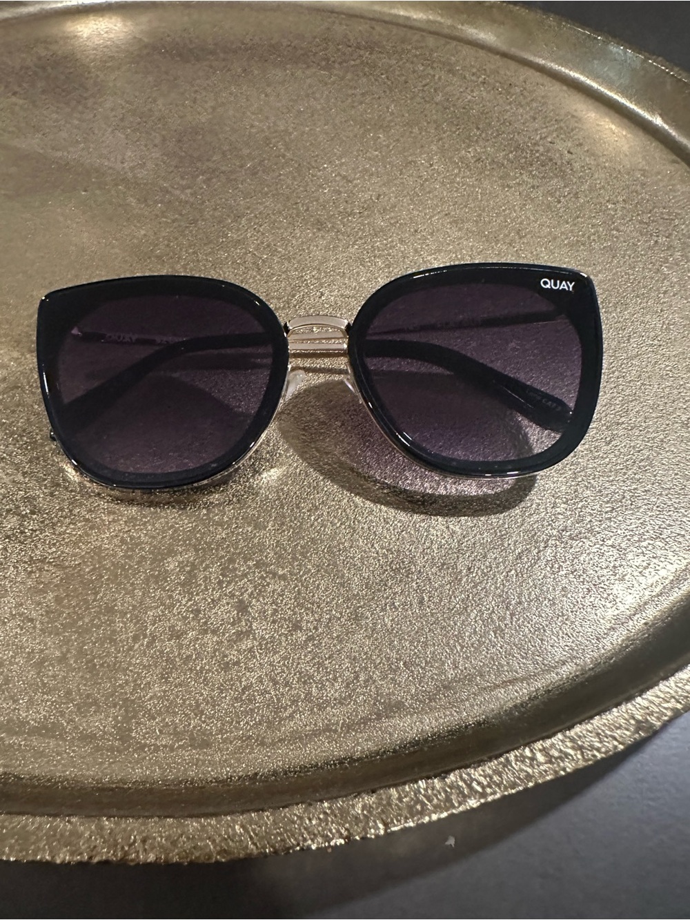 Quay Australia Black Oversized Cat-Eye Sunglasses with Dark Lenses